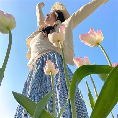日安，朵朵